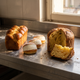 Sei prodotti da un solo impasto brioche: come far lavorare una farina forte tutto l'anno