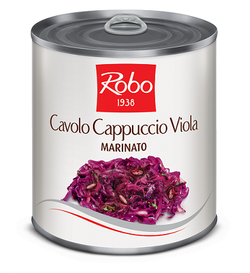 Cavolo Cappuccio Viola Marinato in Latta 800g – Cavolo cappuccio viola marinato, pronto per essere servito come contorno o in insalata.