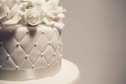 Ciokolat bianco 1kg – Cioccolato colorato viola, perfetto per dolci eleganti e decorazioni creative.